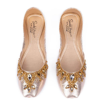 Bridal Multani Embroidered Women Khussa – Silver Pearls